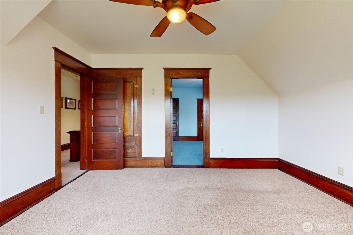 633 Lower Hogeye Road , Waitsburg, WA 99361