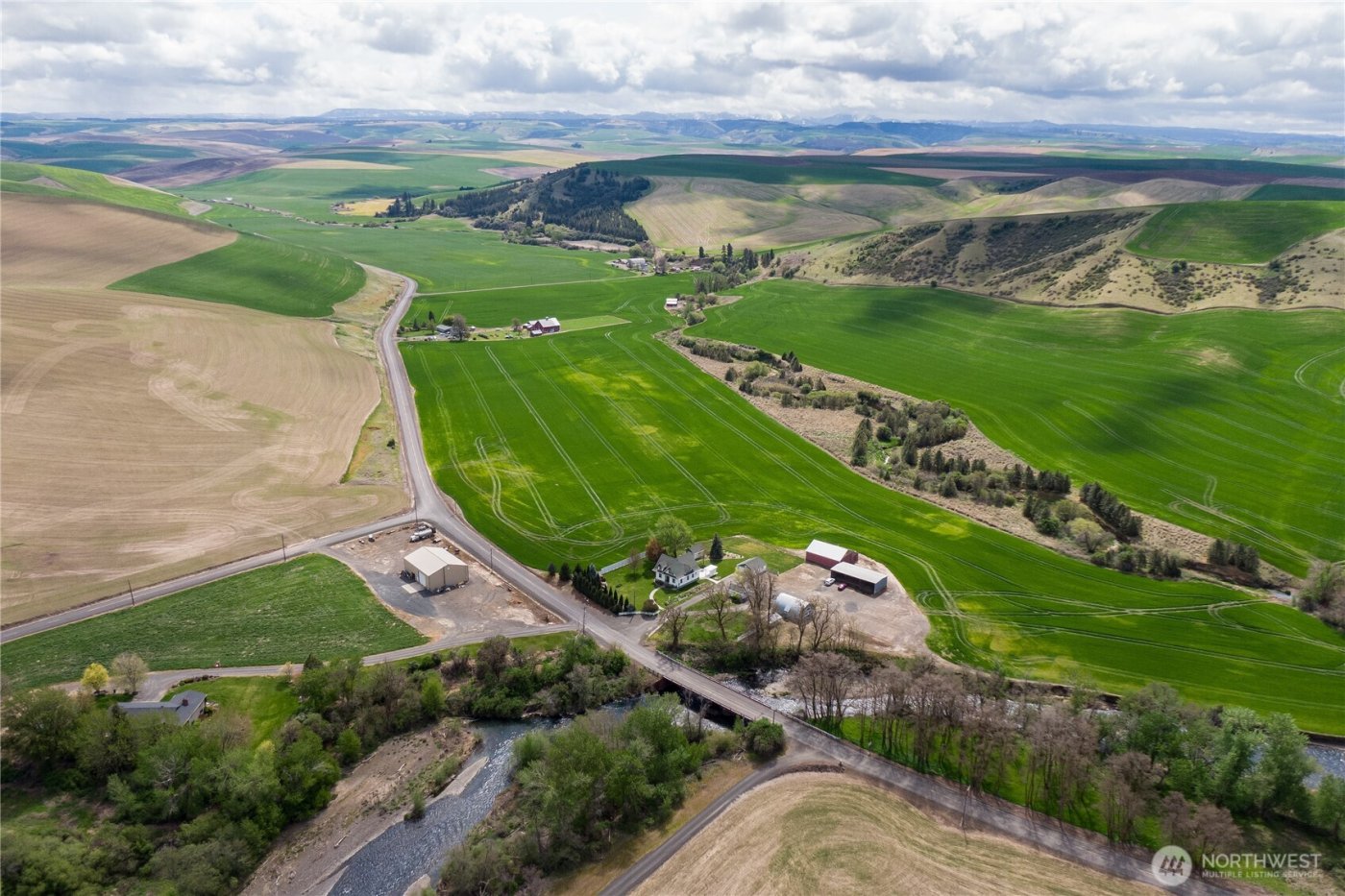 633 Lower Hogeye Road , Waitsburg, WA 99361