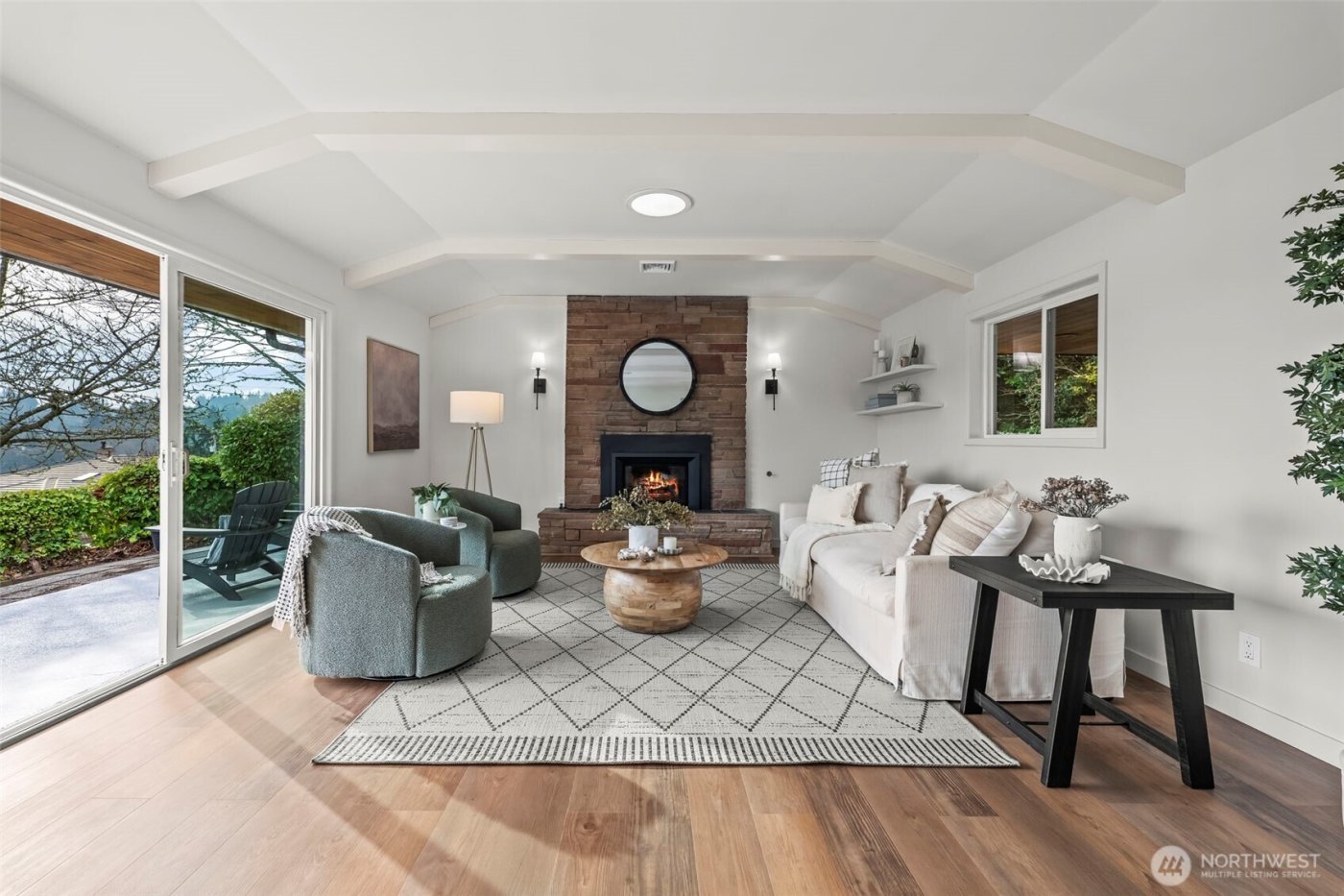 9024 Prentice Avenue , Gig Harbor, WA 98332