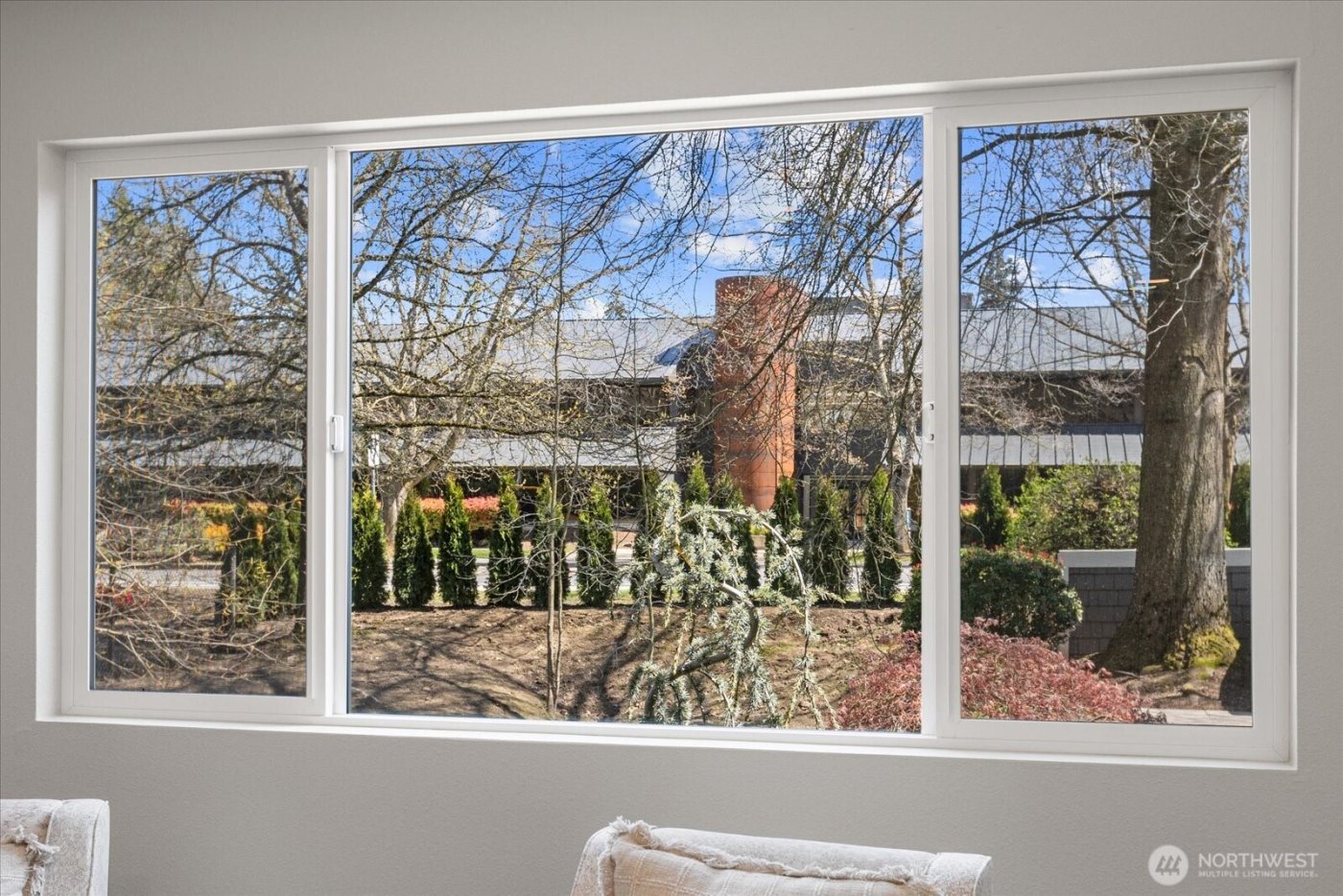 1825 112th Avenue NE, Bellevue, WA 98004