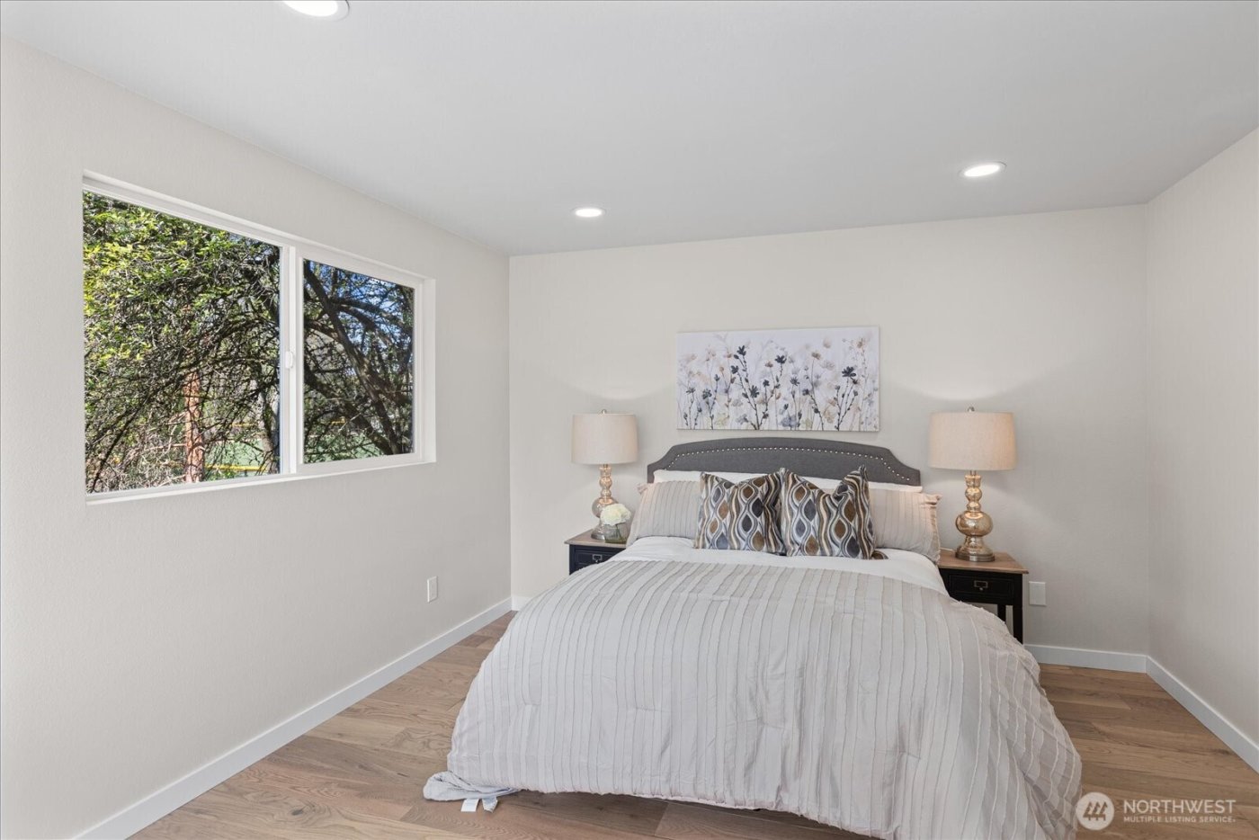 1825 112th Avenue NE, Bellevue, WA 98004