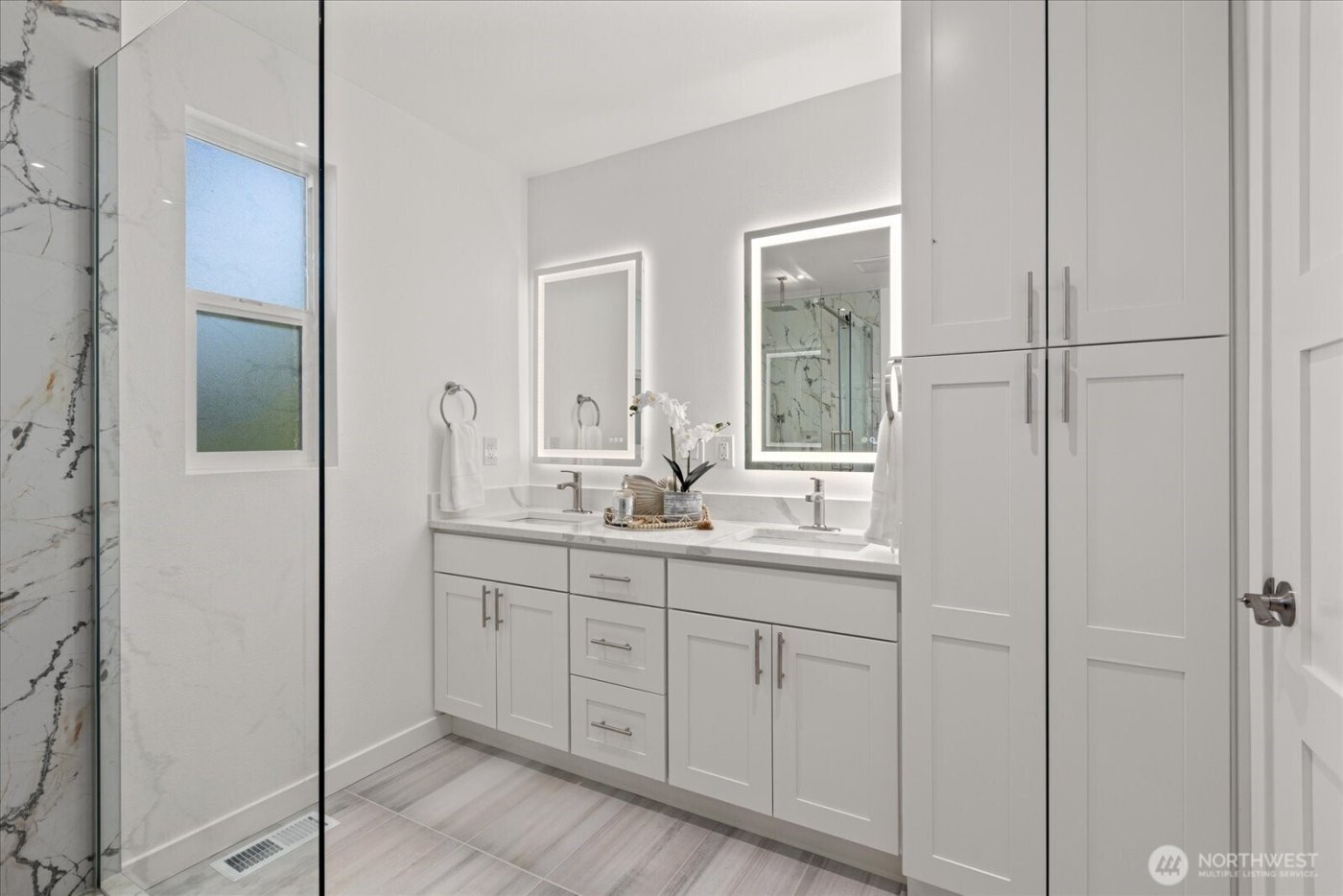 1825 112th Avenue NE, Bellevue, WA 98004