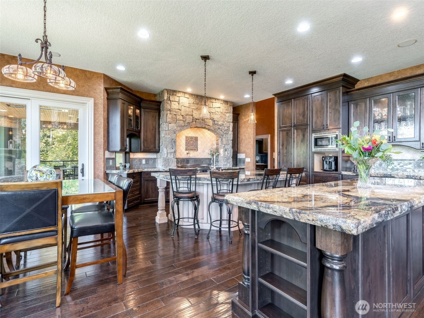 625 Nectarine Drive , Kalama, WA 98625