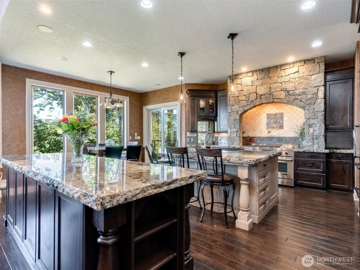 625 Nectarine Drive , Kalama, WA 98625