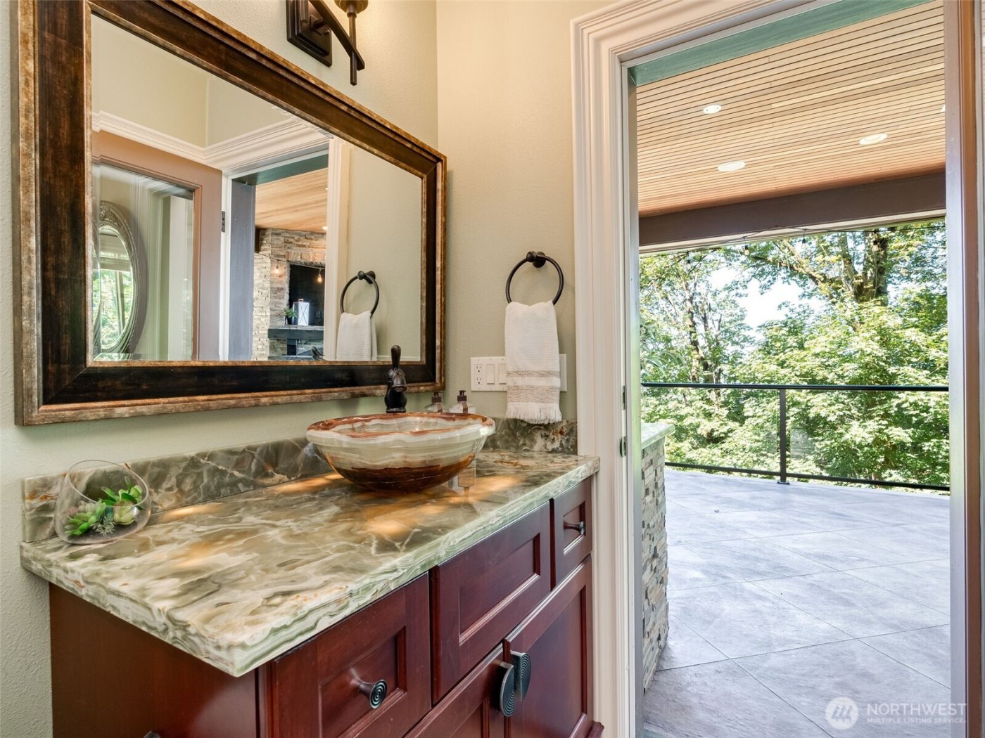 625 Nectarine Drive , Kalama, WA 98625