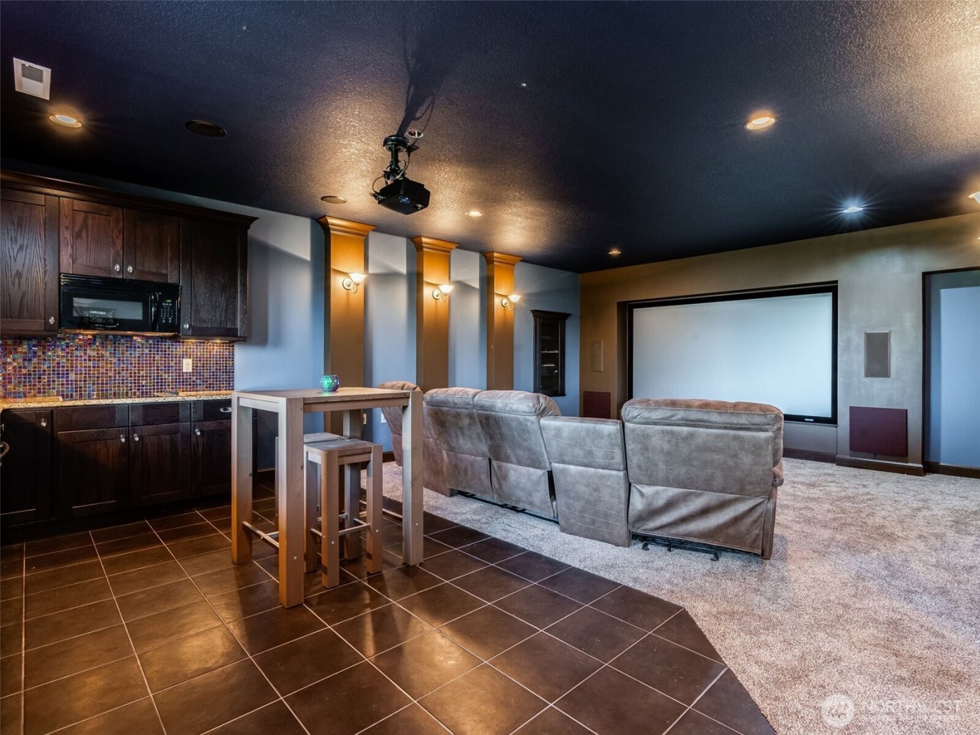 625 Nectarine Drive , Kalama, WA 98625