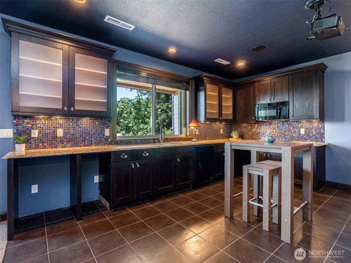 625 Nectarine Drive , Kalama, WA 98625