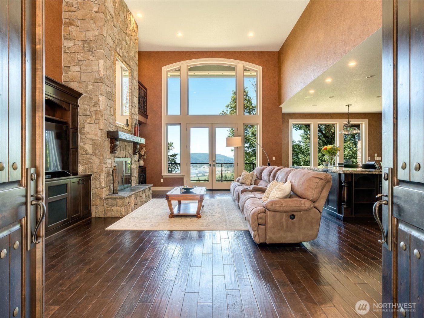 625 Nectarine Drive , Kalama, WA 98625