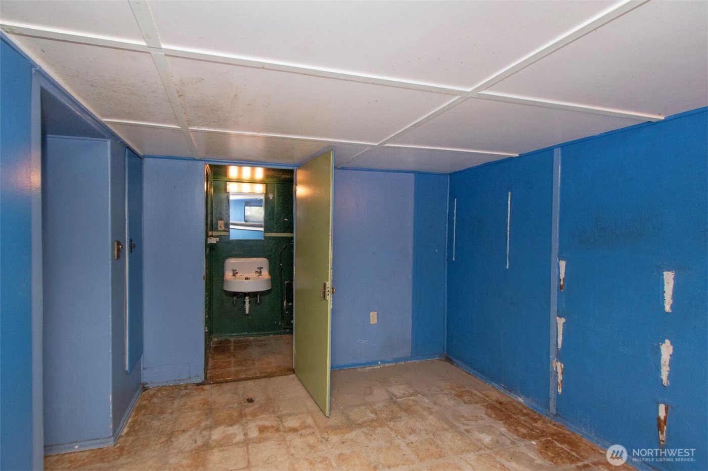 216 E 10TH Street , Port Angeles, WA 98362