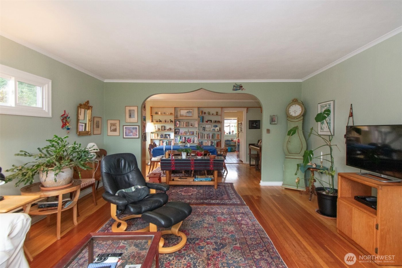 216 E 10TH Street , Port Angeles, WA 98362