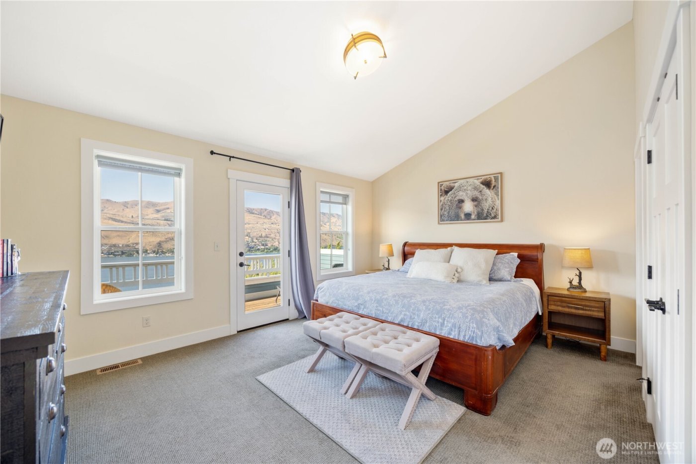 326 Porcupine Lane , Chelan, WA 98816