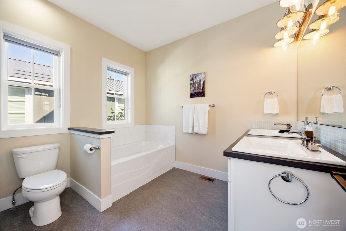 326 Porcupine Lane , Chelan, WA 98816