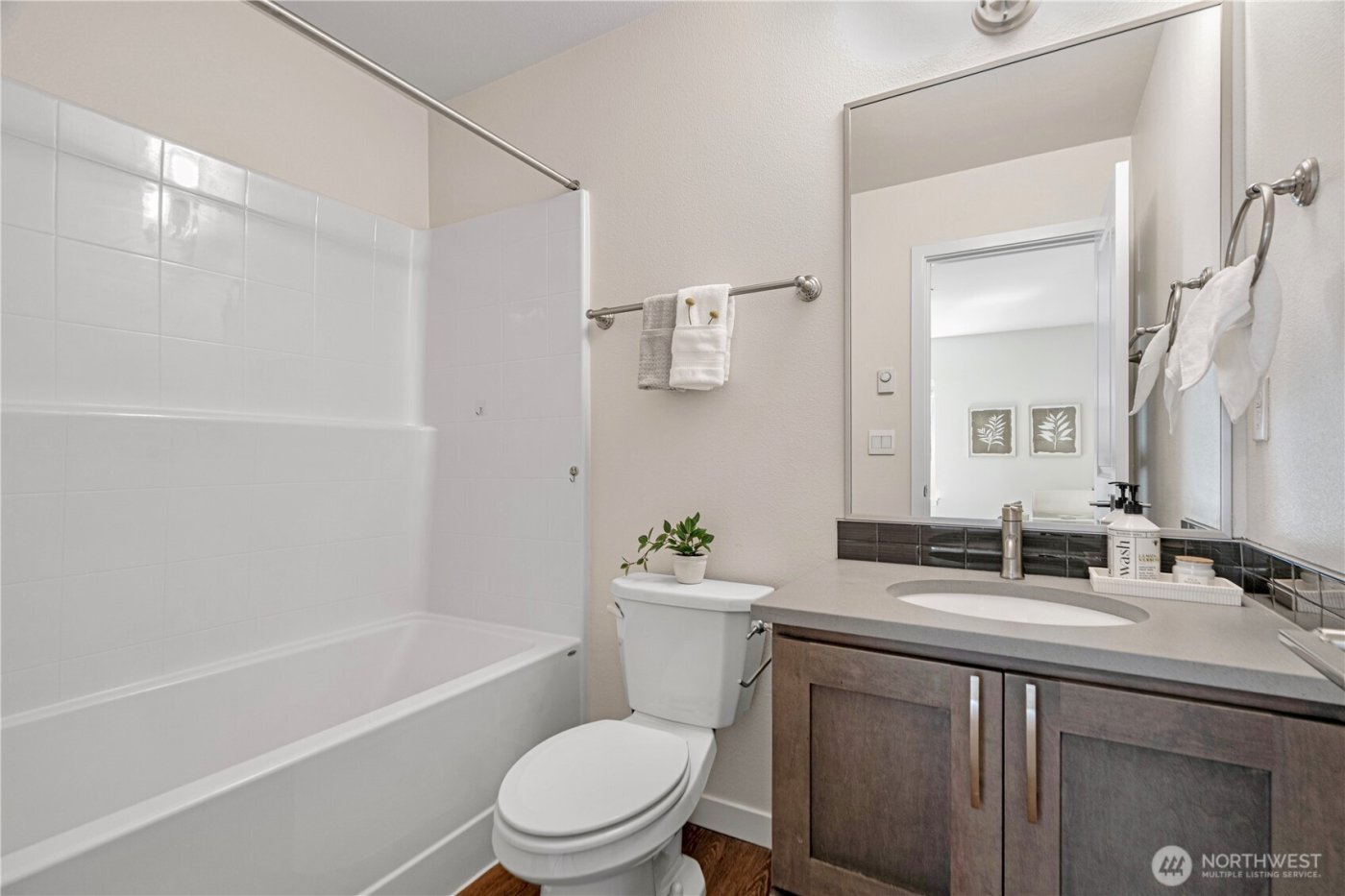 935 7th Avenue NE #17.3, Issaquah, WA 98029