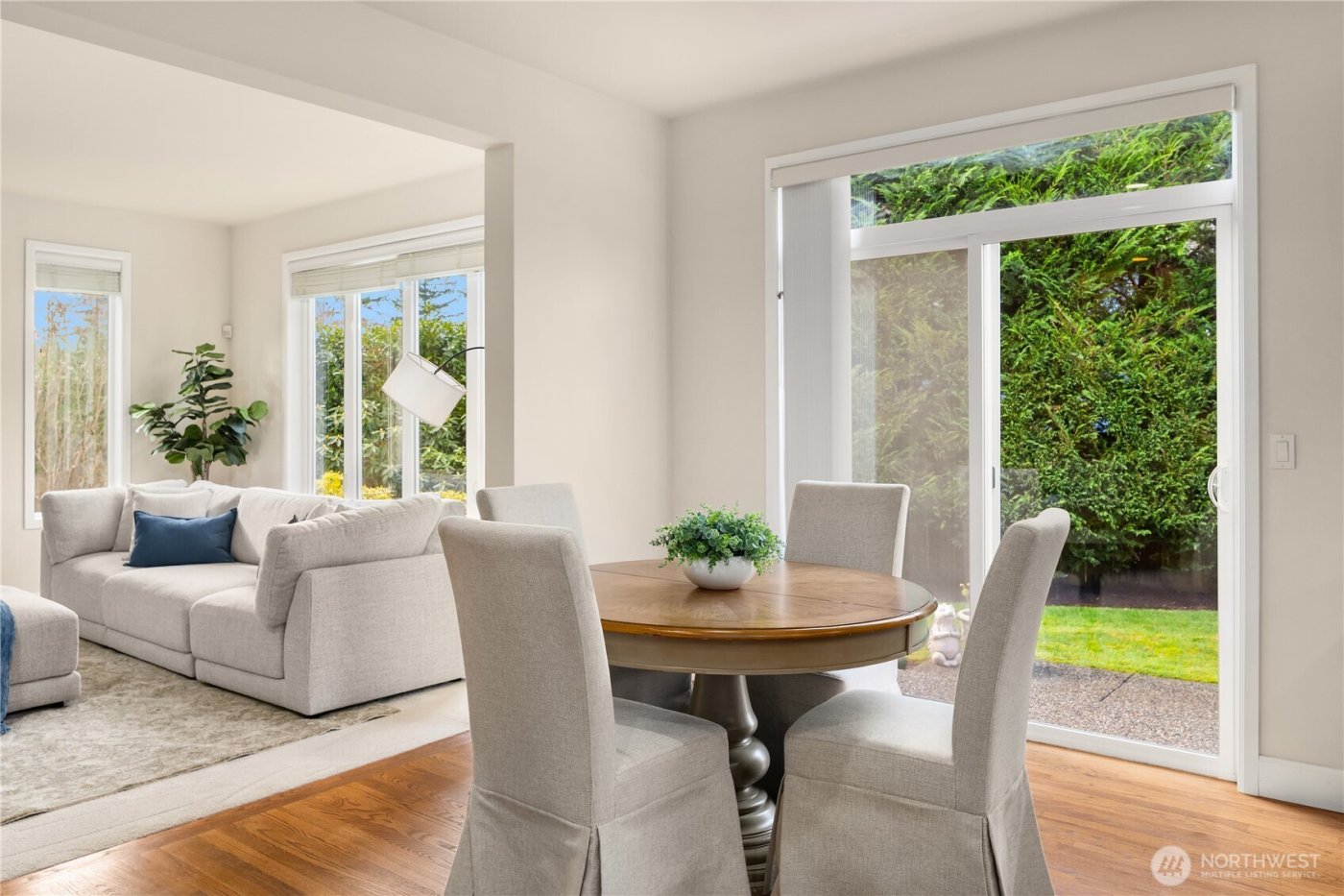 26822 SE 22nd Court , Sammamish, WA 98075