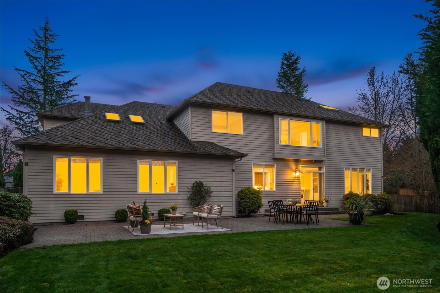 26822 SE 22nd Court , Sammamish, WA 98075