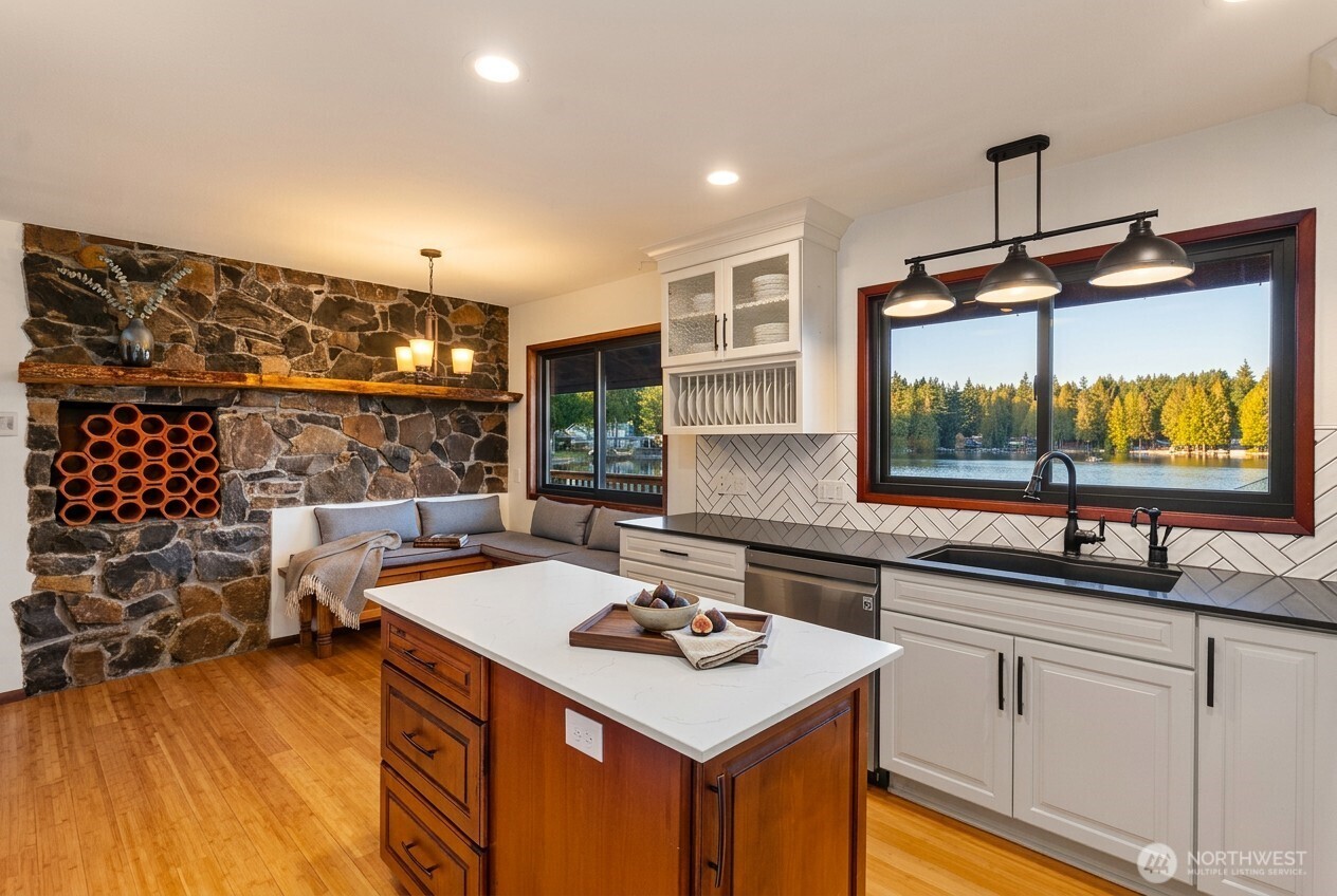 1970 Cambridge Lane SW, Olympia, WA 98512