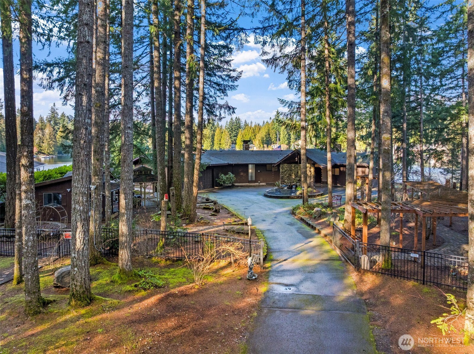 1970 Cambridge Lane SW, Olympia, WA 98512