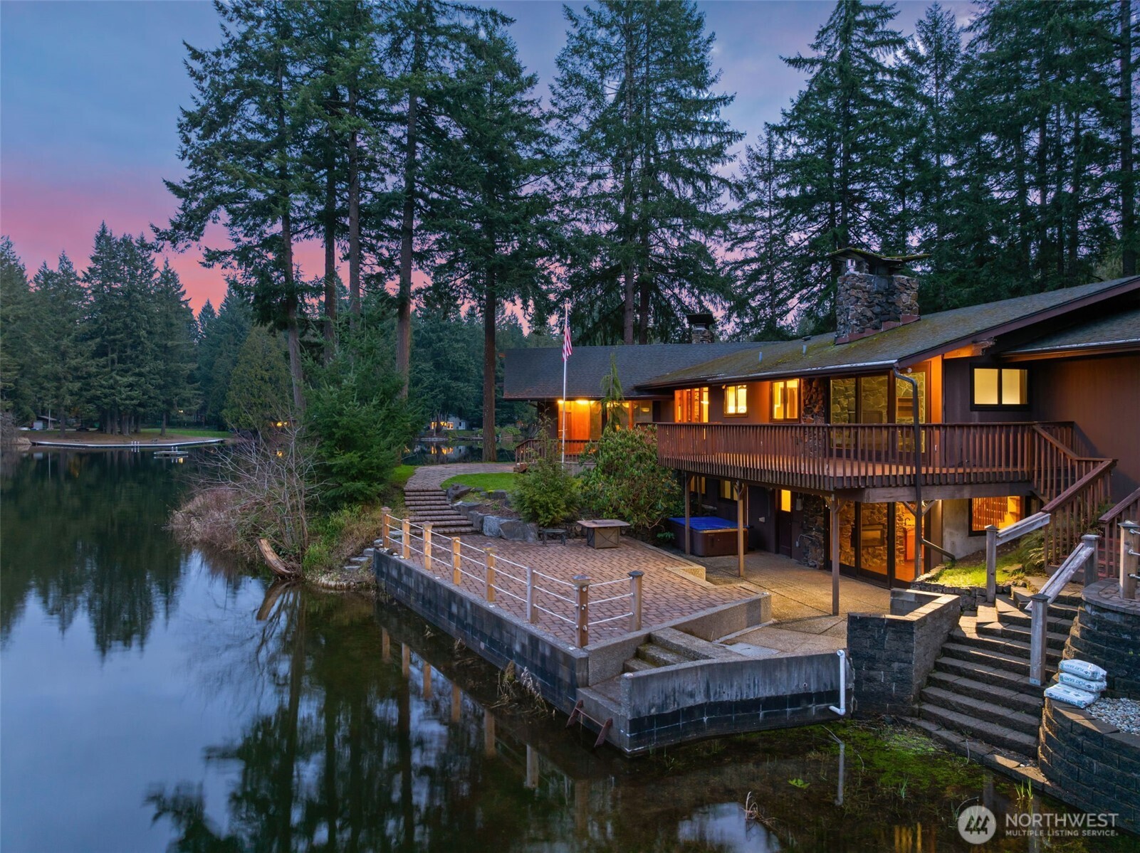 1970 Cambridge Lane SW, Olympia, WA 98512