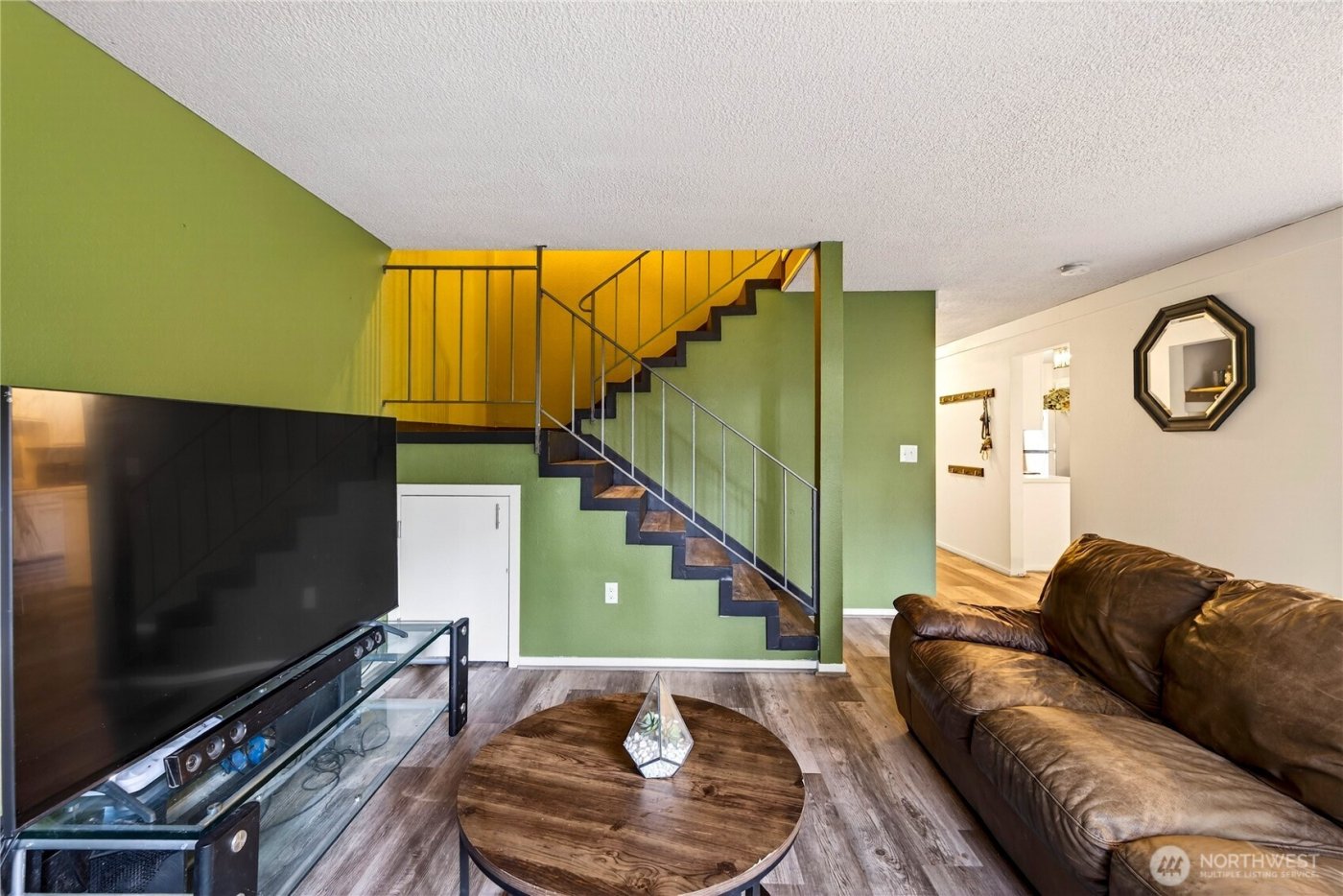 111 NW Columbia Dr #B6, Oak Harbor, WA 98277