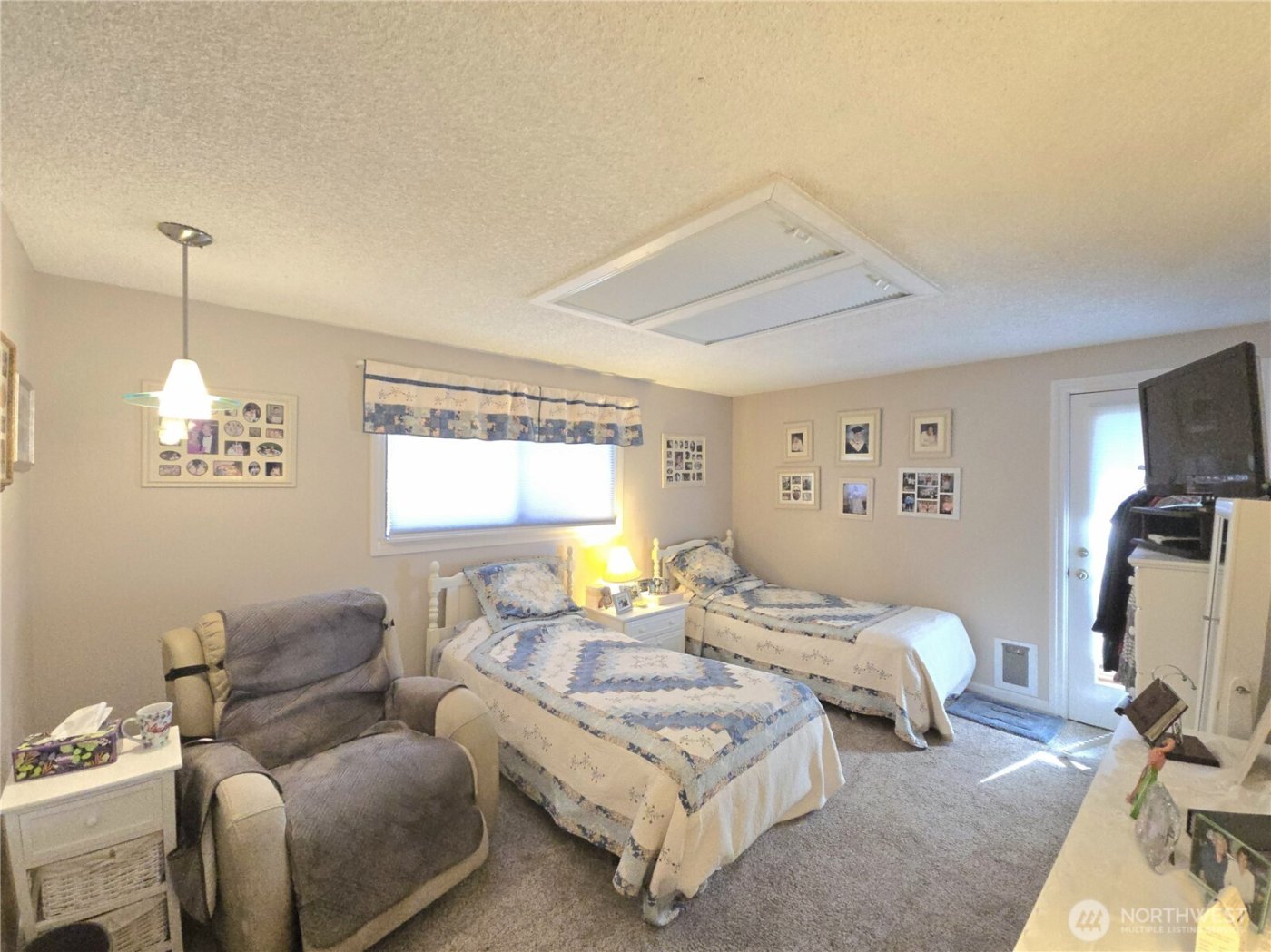 296 Taylor Blvd , Sequim, WA 98382