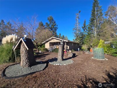 296 Taylor Blvd , Sequim, WA 98382 - Photo 4