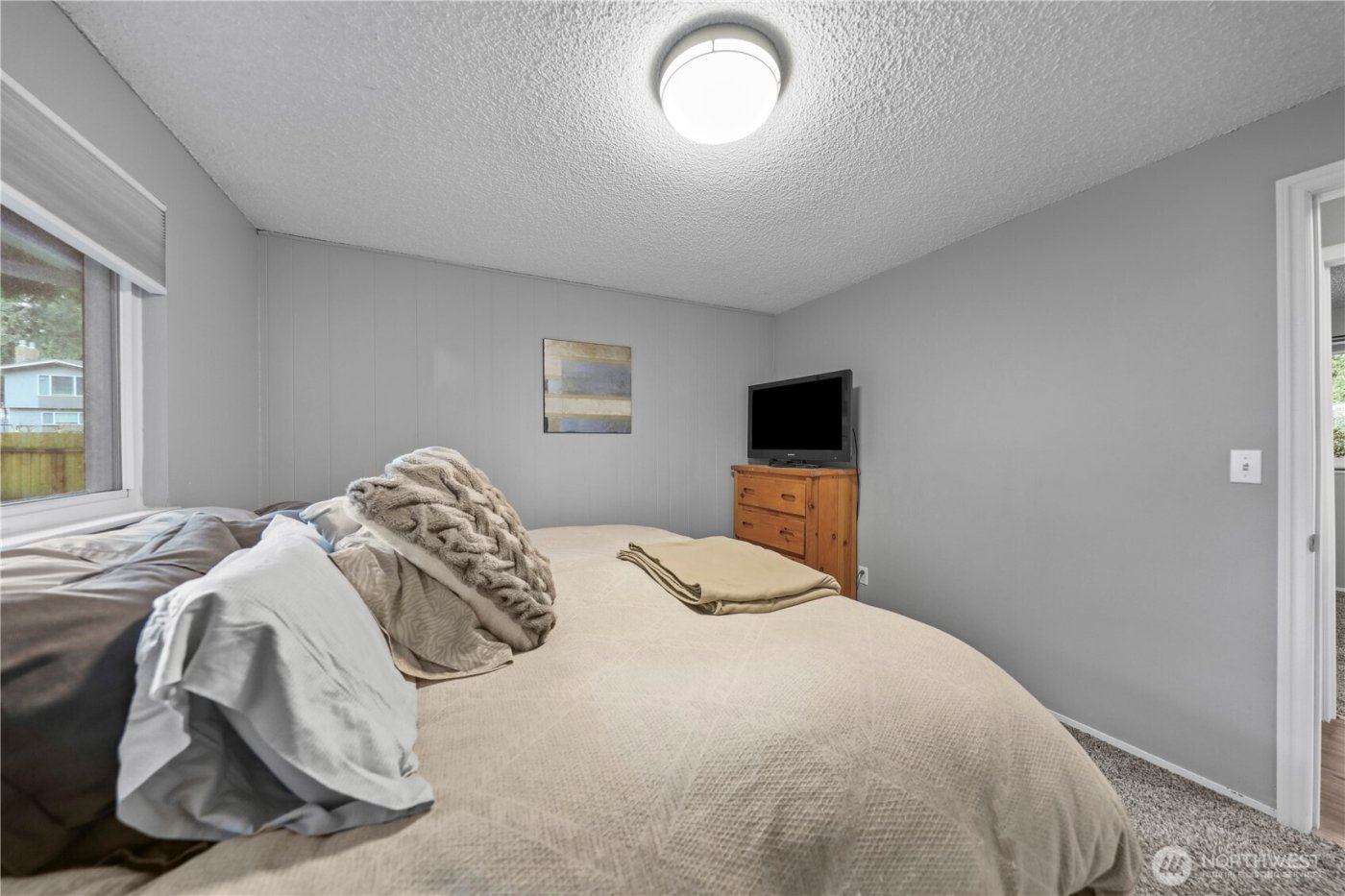 203 S 357th Street , Federal Way, WA 98003