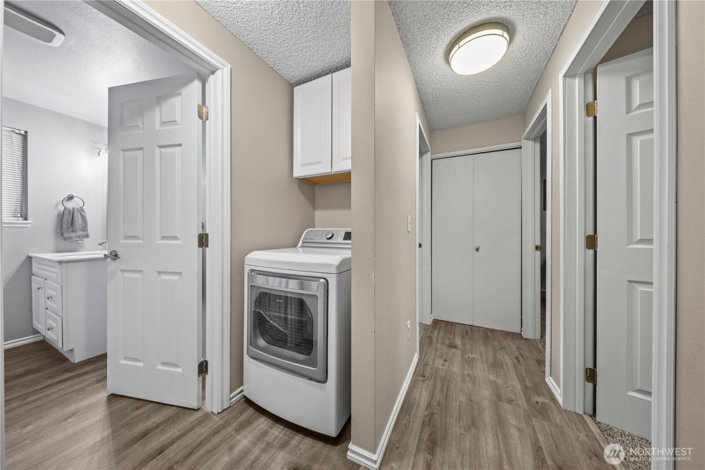 203 S 357th Street , Federal Way, WA 98003