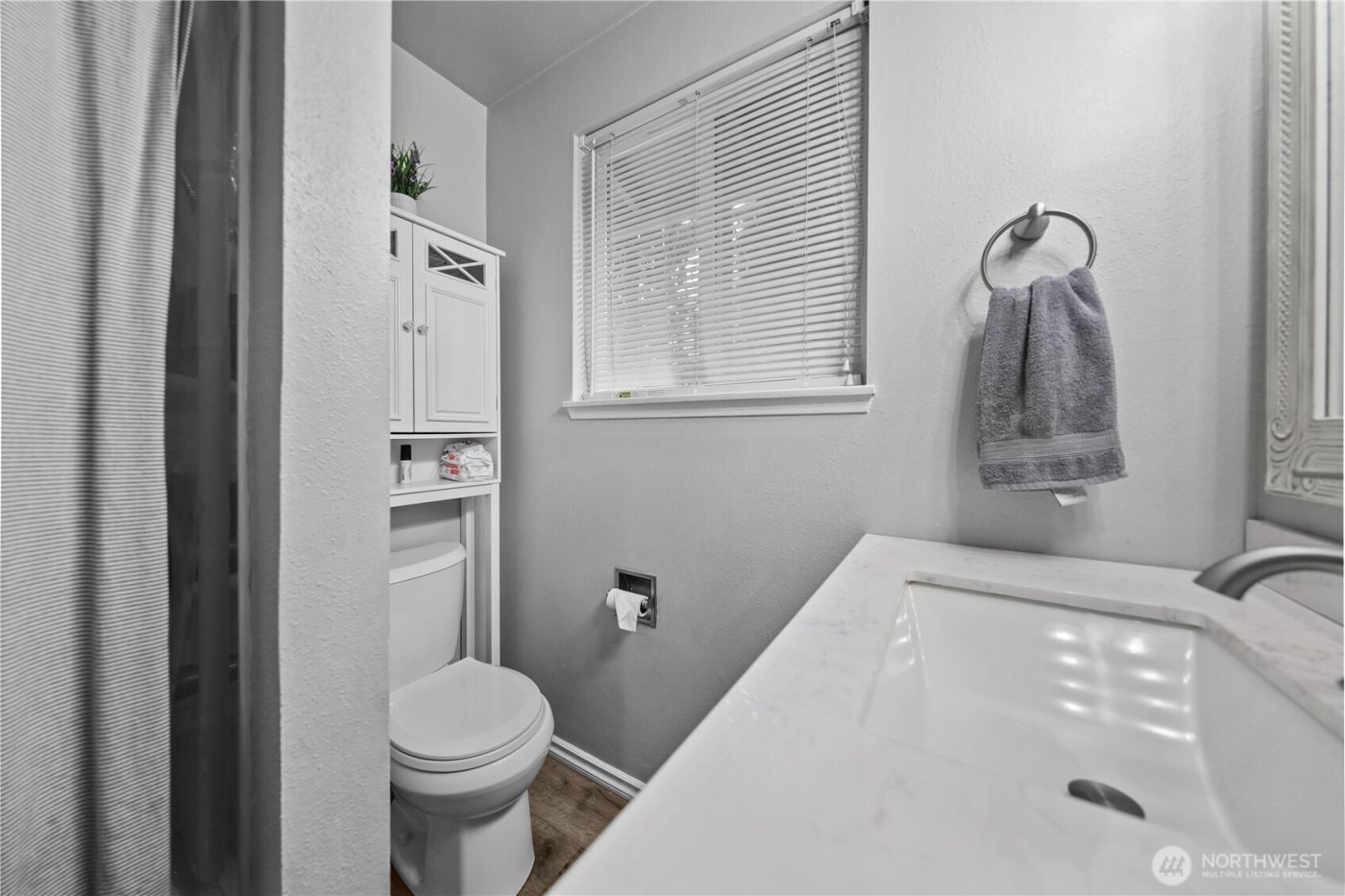 203 S 357th Street , Federal Way, WA 98003