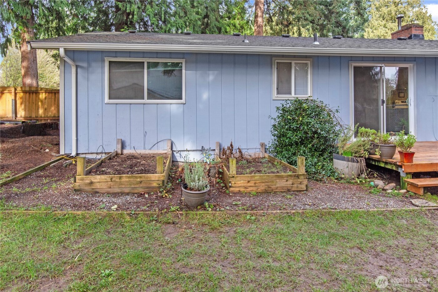 203 S 357th Street , Federal Way, WA 98003