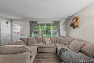 203 S 357th Street , Federal Way, WA 98003 - Photo 7