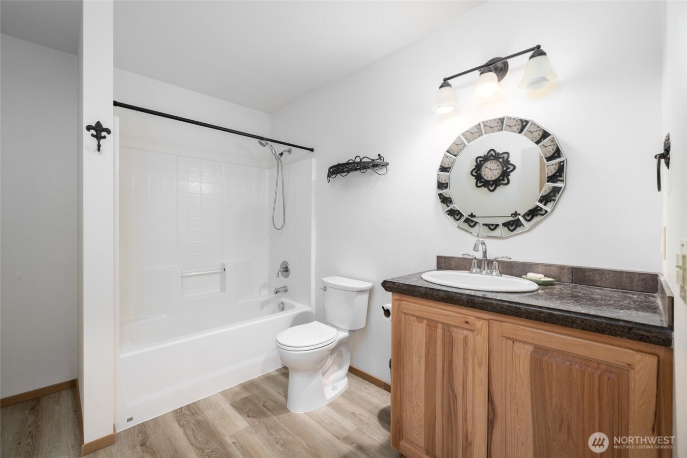 965 N Fruitdale Road , Sedro Woolley, WA 98284