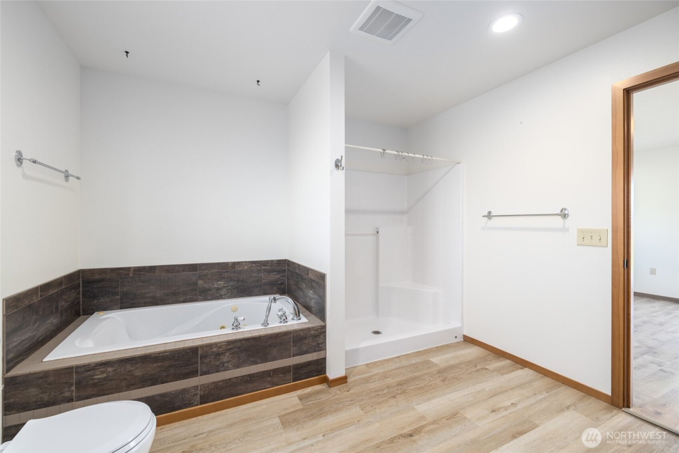 965 N Fruitdale Road , Sedro Woolley, WA 98284