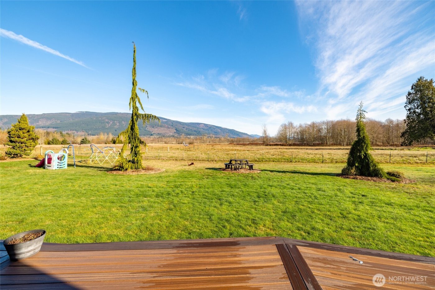 965 N Fruitdale Road , Sedro Woolley, WA 98284