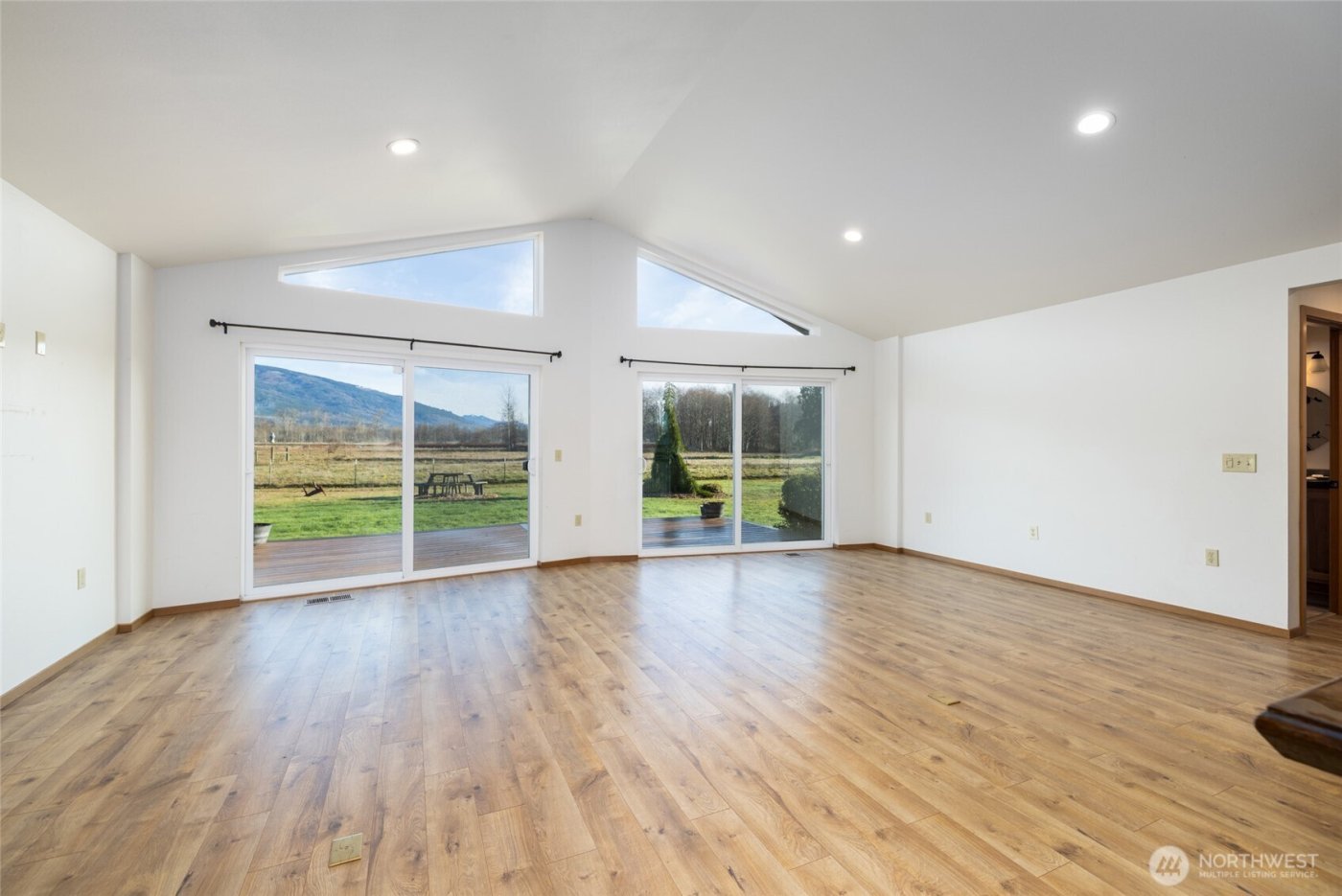 965 N Fruitdale Road , Sedro Woolley, WA 98284