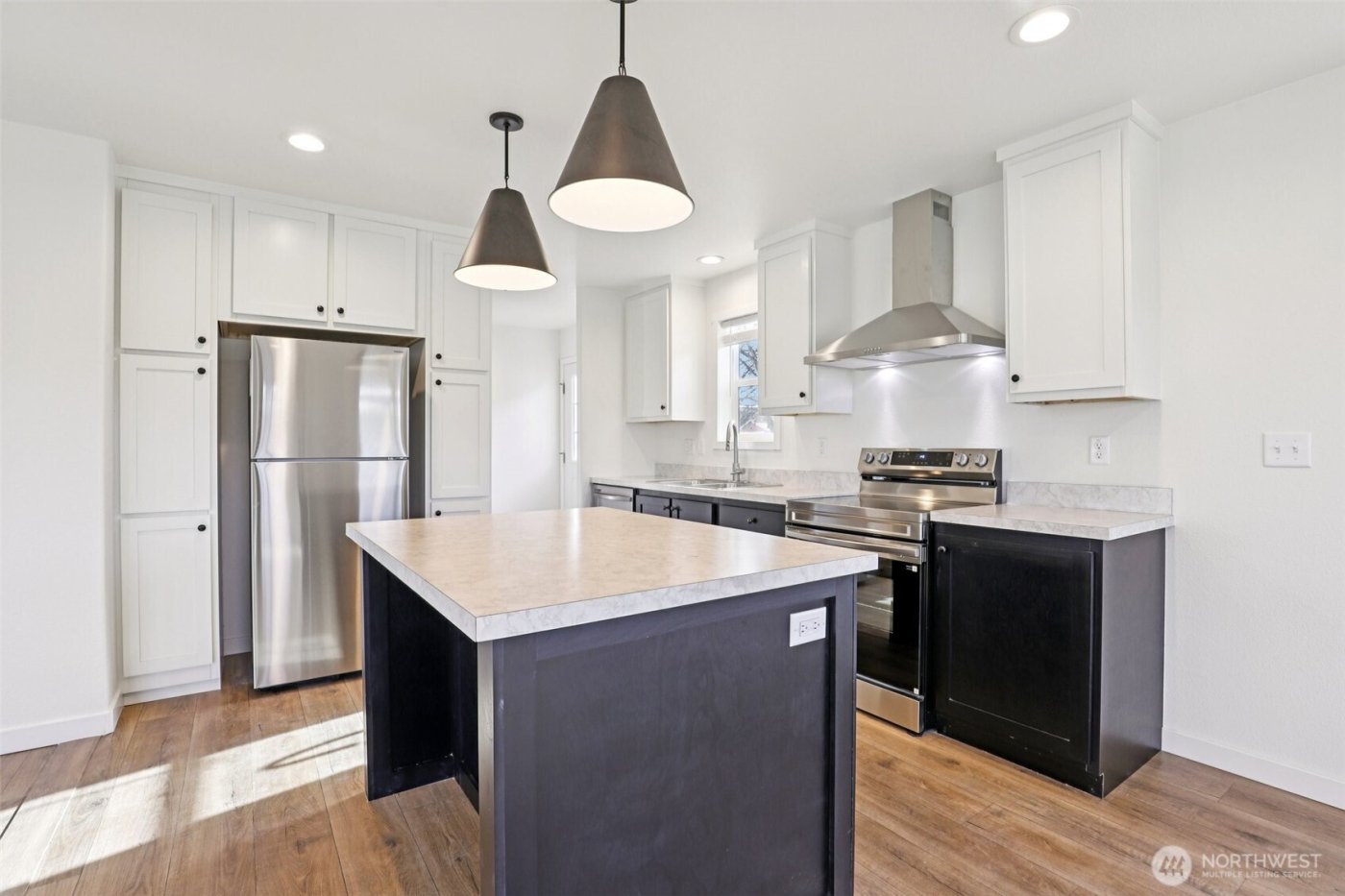 332 23rd Avenue , Longview, WA 98632