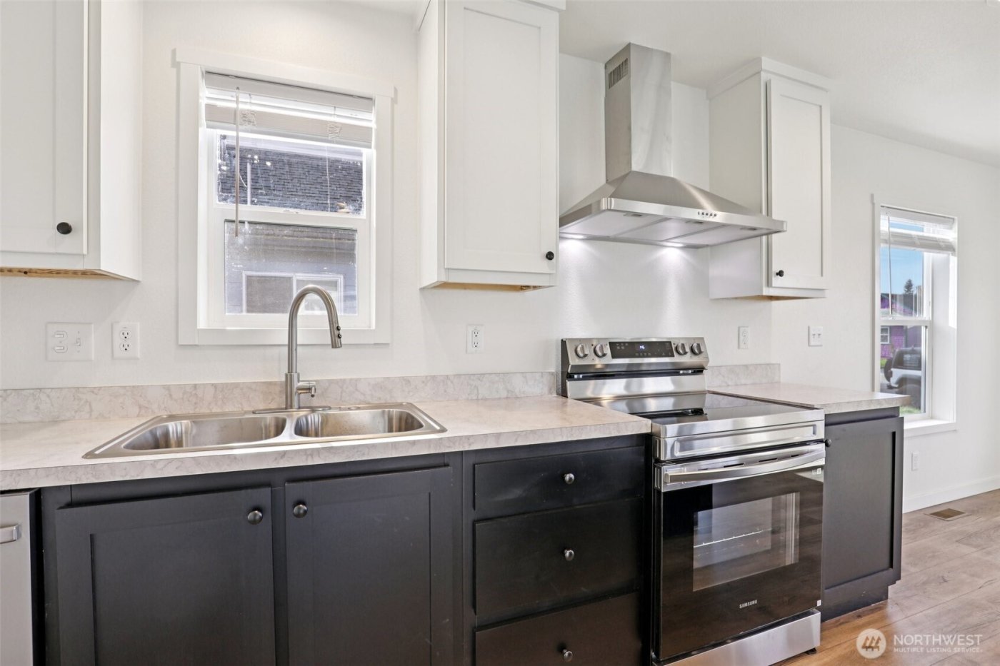 332 23rd Avenue , Longview, WA 98632