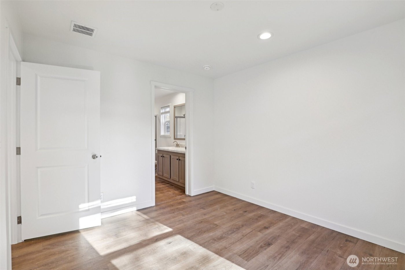 332 23rd Avenue , Longview, WA 98632