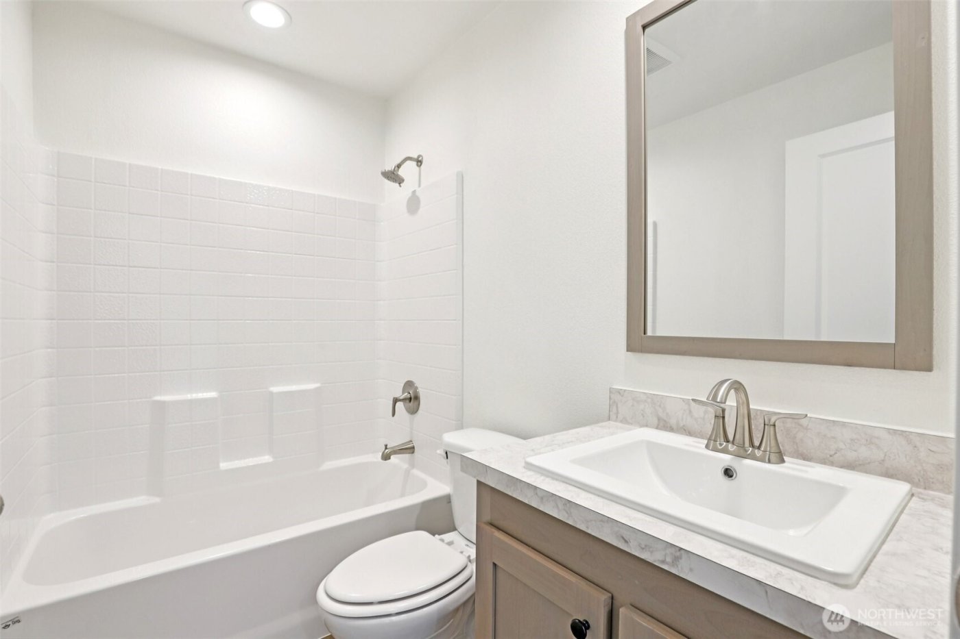 332 23rd Avenue , Longview, WA 98632