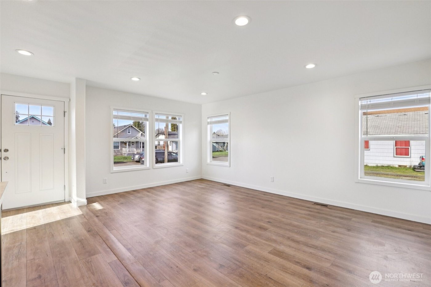 332 23rd Avenue , Longview, WA 98632