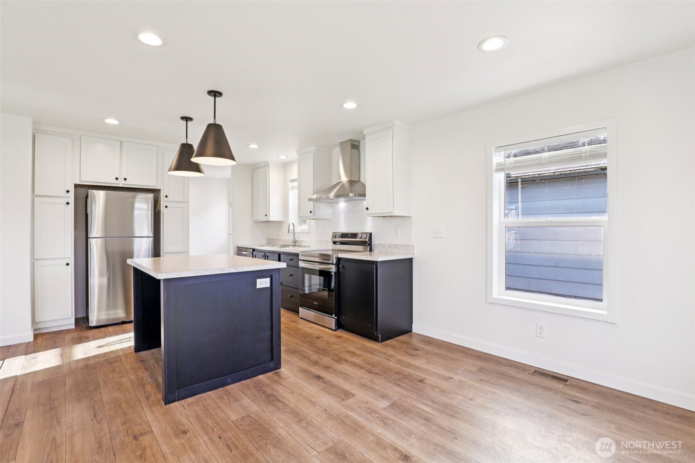 332 23rd Avenue , Longview, WA 98632