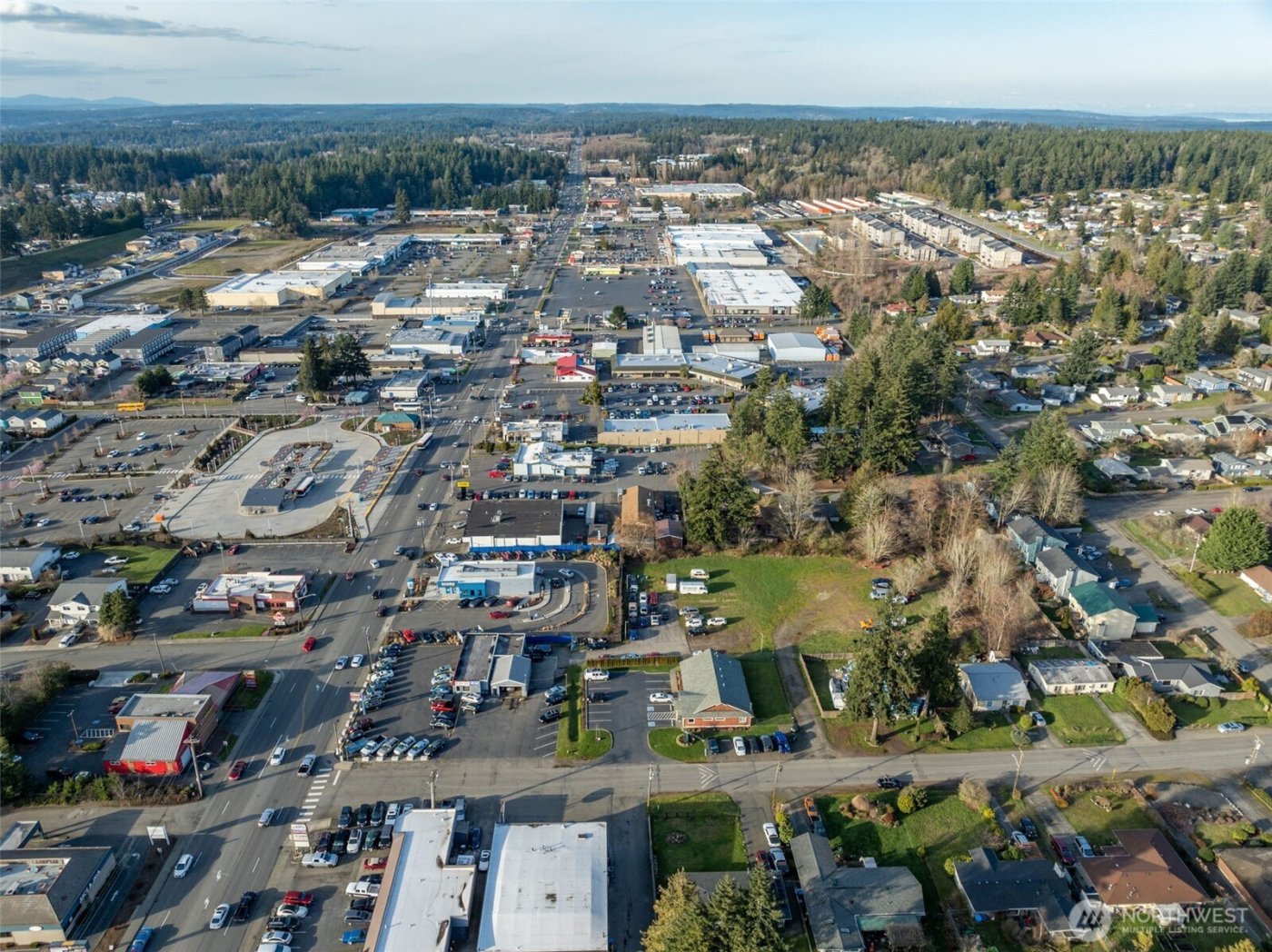 3890 Wheaton Way , Bremerton, WA 98310