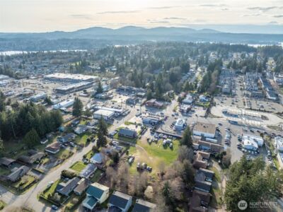 3890 Wheaton Way , Bremerton, WA 98310 - Photo 17
