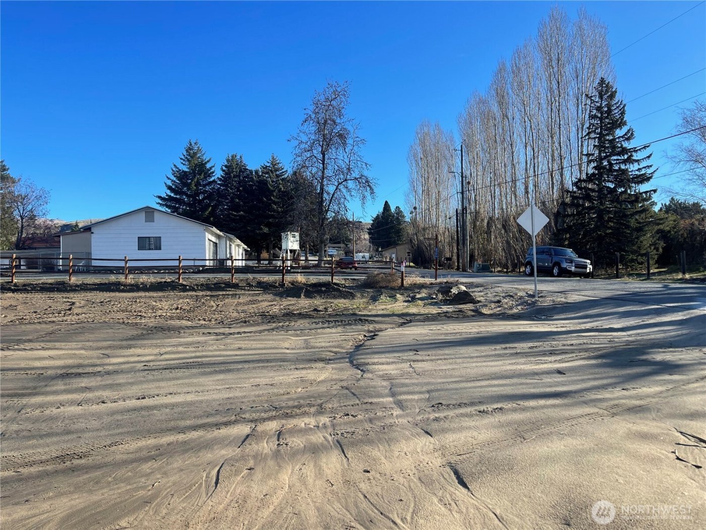 313 34th Street NW, East Wenatchee, WA 98802