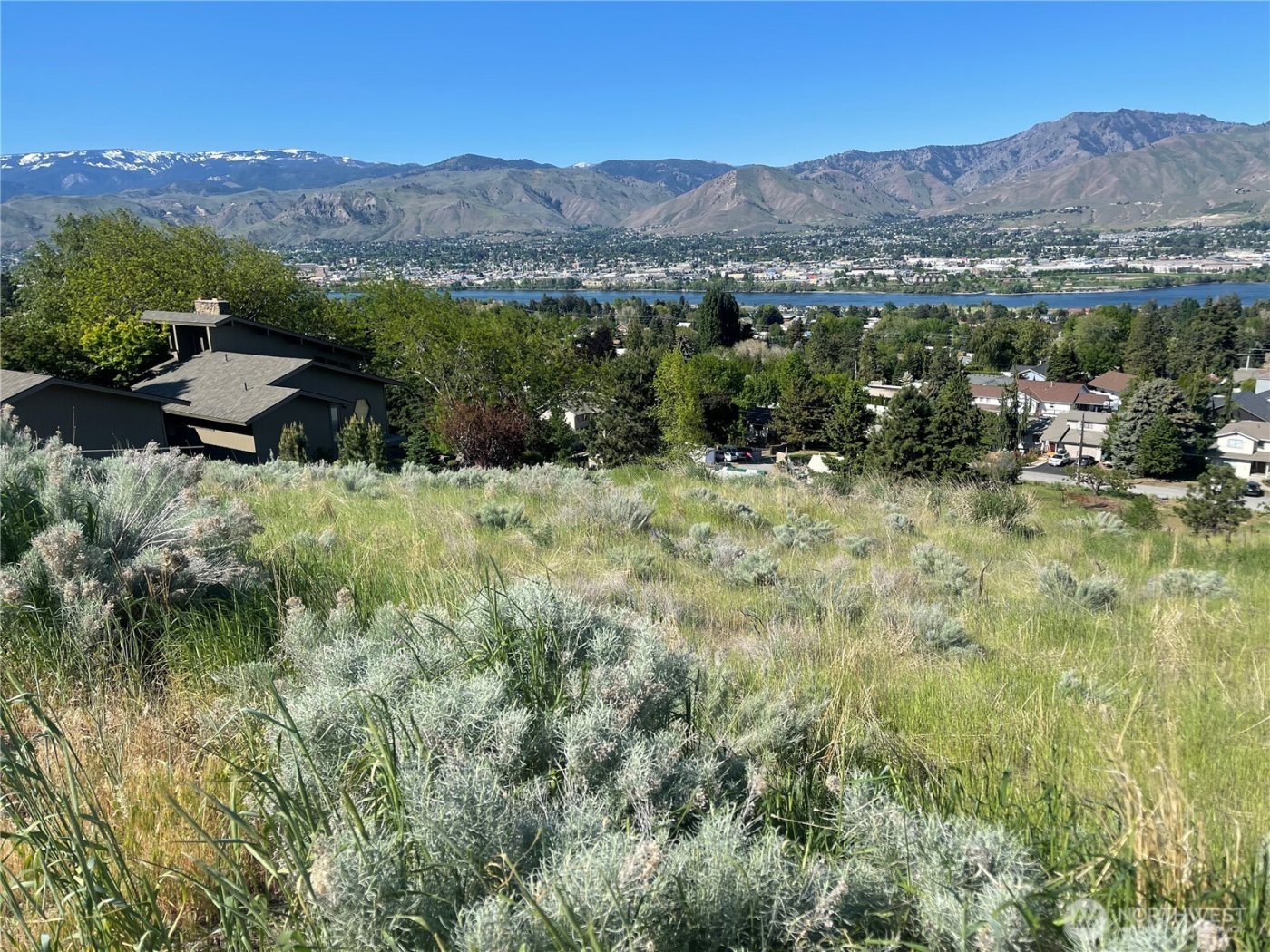 2714 Casa Mia Drive , East Wenatchee, WA 98802