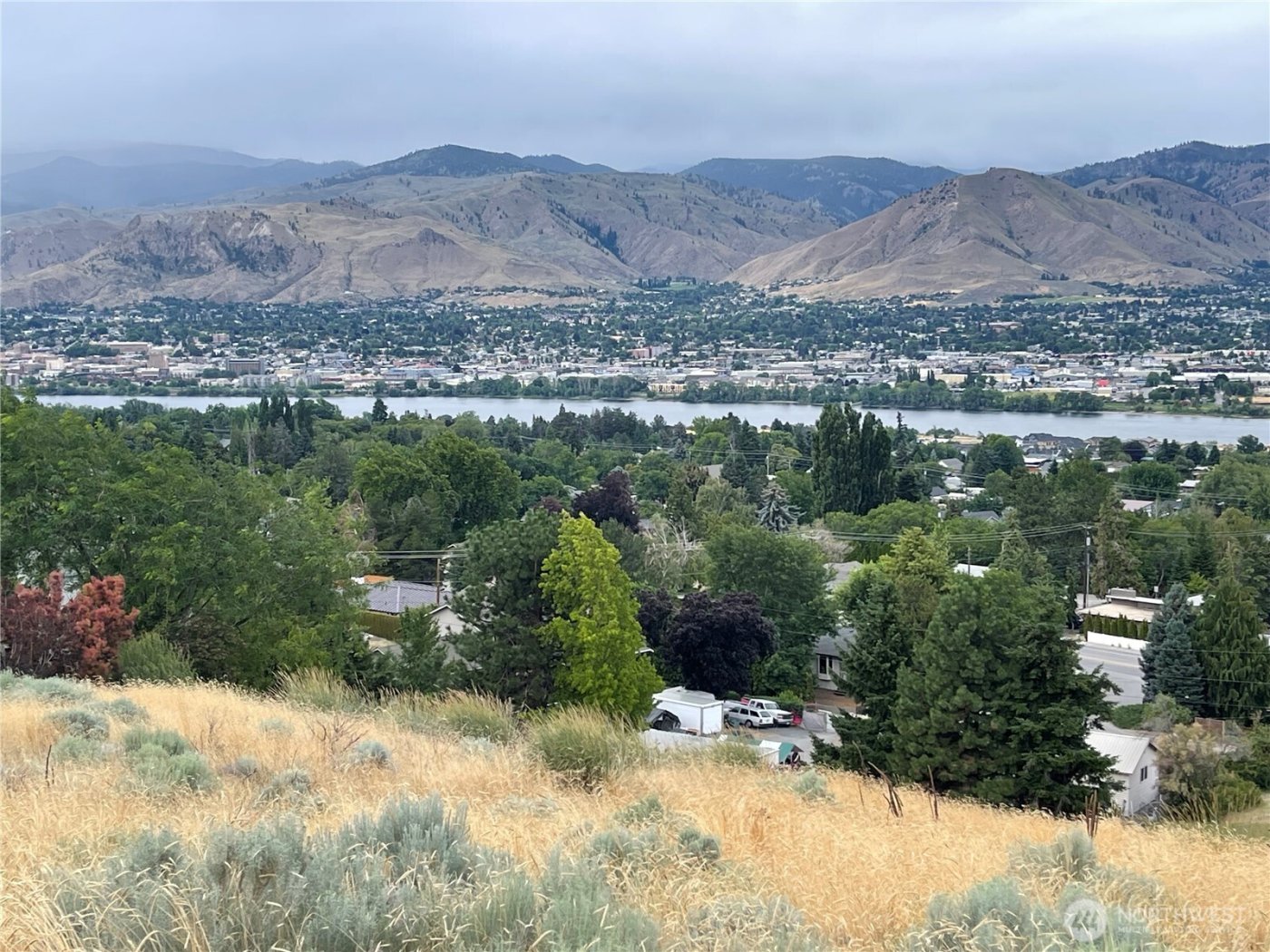 2714 Casa Mia Drive , East Wenatchee, WA 98802