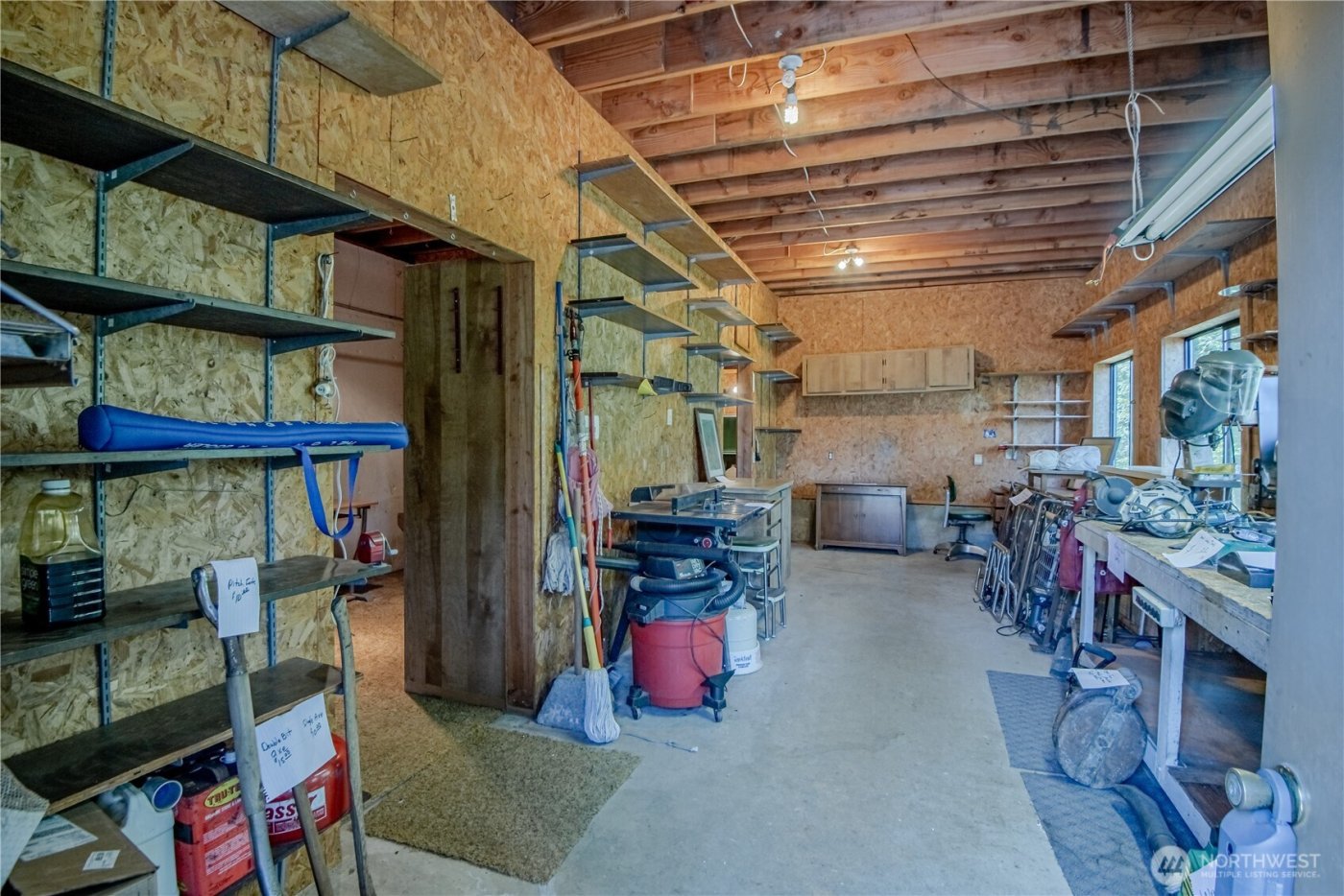 140 N Spindrift Drive , Lilliwaup, WA 98555
