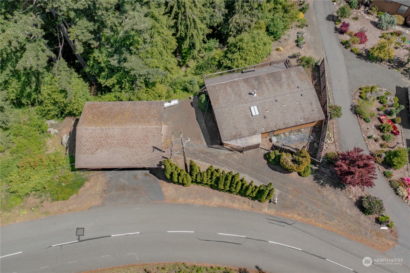 140 N Spindrift Drive , Lilliwaup, WA 98555