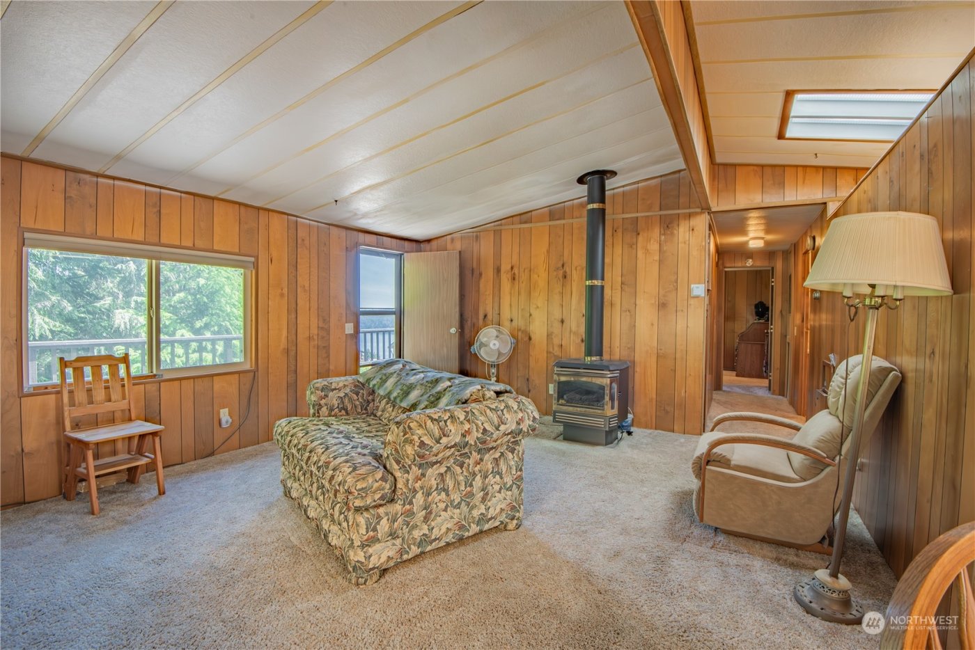 140 N Spindrift Drive , Lilliwaup, WA 98555