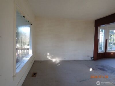 237 13th Street , Raymond, WA 98577 - Photo 14