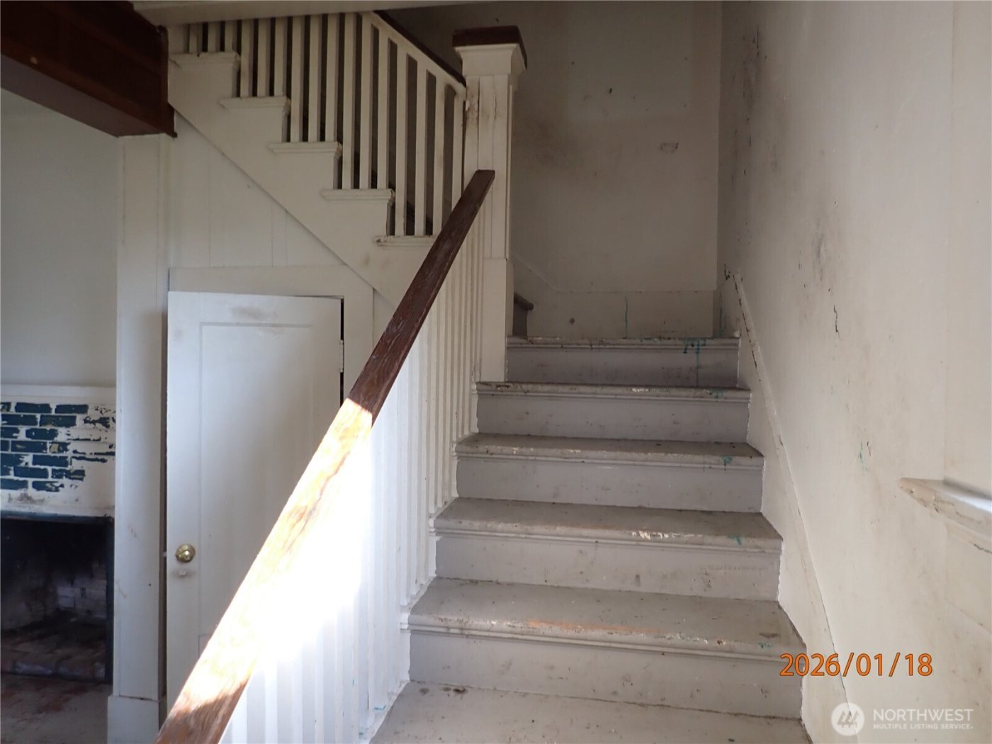 237 13th Street , Raymond, WA 98577